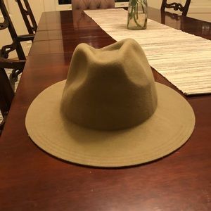 Olive & Pique Brown 100% Wool Felt Hat